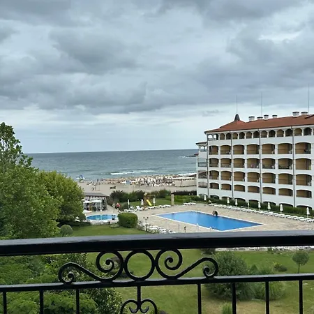 Sea View South *
